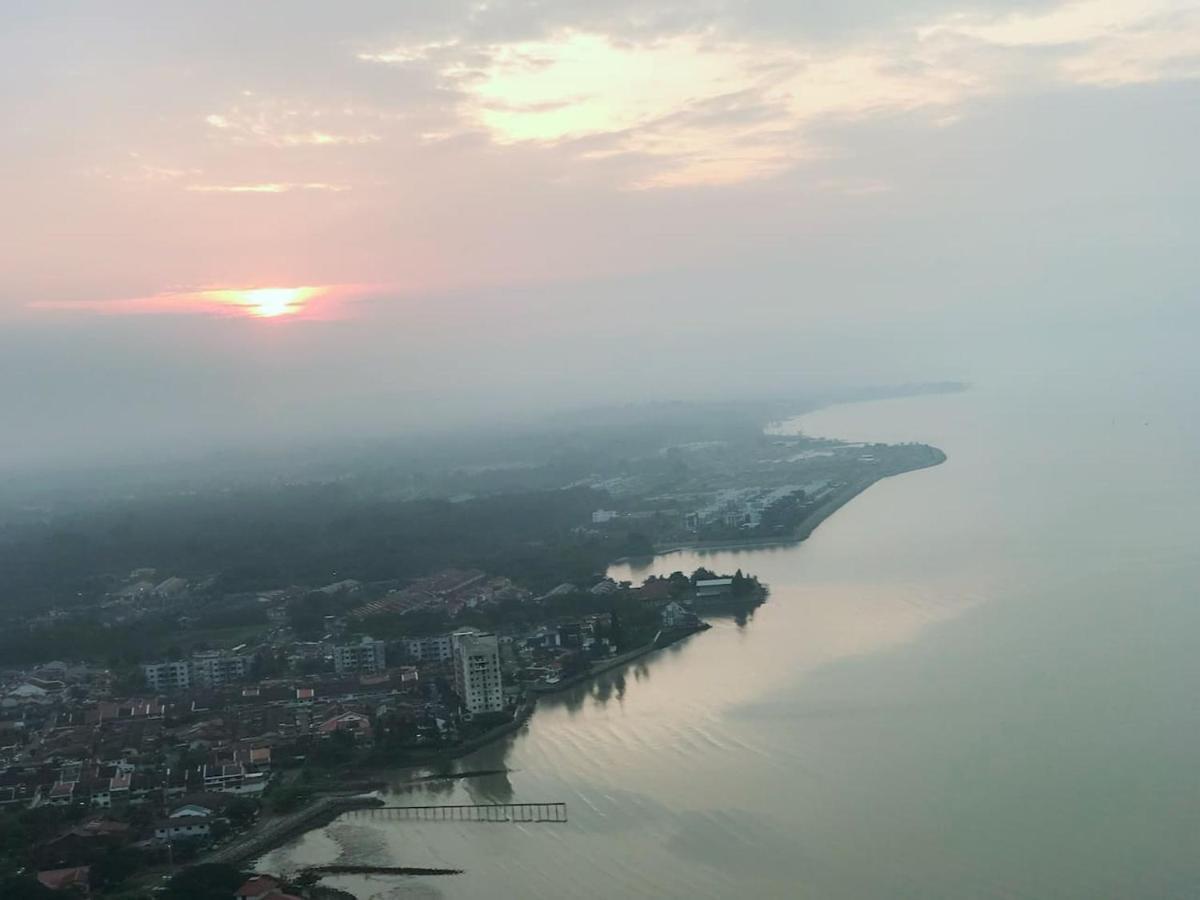 Silverscape Residence Melaka Exteriör bild